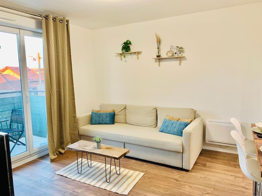 Appartement T2 Ideal Pour Familles Ou Sejour D Affaire Argenteuil Esterno foto